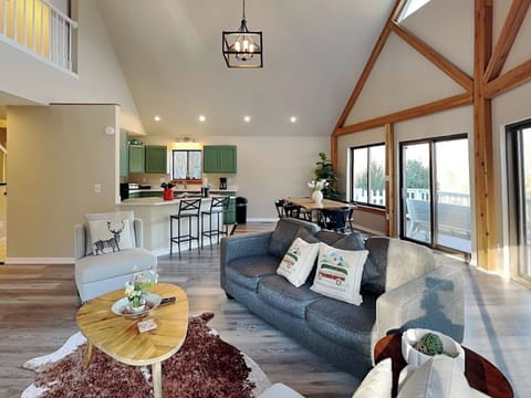 Studio (2 Bedrooms) | Property amenity