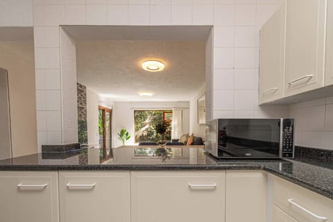 Apartment, 3 Bedrooms, Smoking, Balcony | Interior