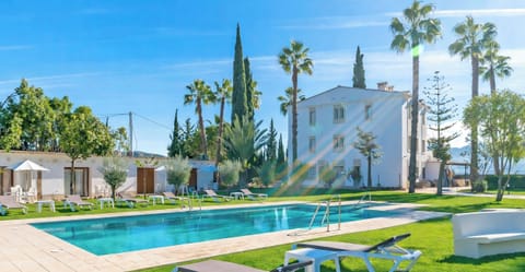 Room with pool in Alhaurín el Grande