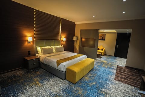 Standard Room | Iron/ironing board, free WiFi