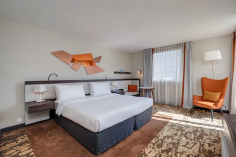 In-room safe, desk, laptop workspace, blackout drapes