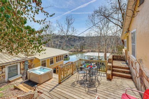 Deck