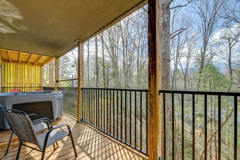Gatlinburg Vacation Rental | 3BR | 2BA | 1,500 Sq Ft
