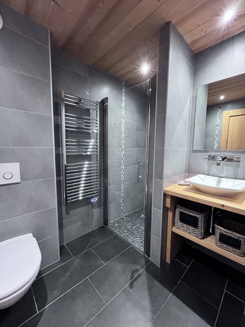 Comfort Double Room, Balcony | In-room safe, blackout drapes, iron/ironing board, free WiFi