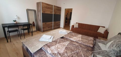 Basic Apartment | Iron/ironing board, free WiFi