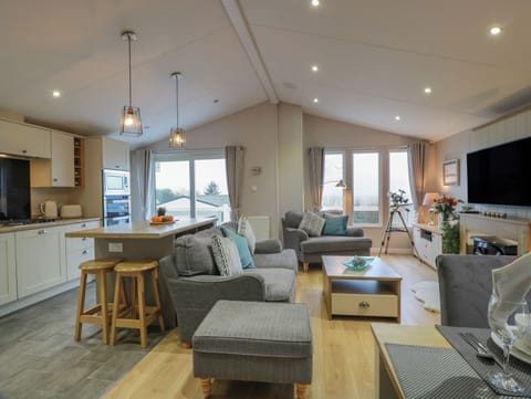 Cottage | Living area