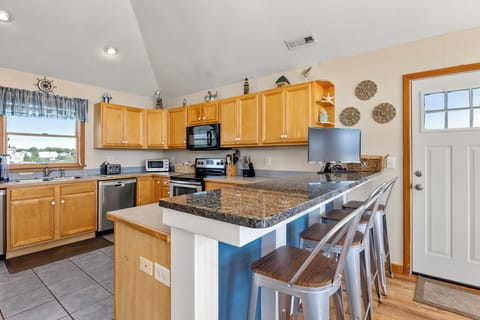 OH104: Anchors Away | Top Level Kitchen