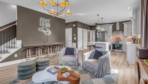 Space to breathe, room to play. Our open floor plan keeps everyone connected—cook, chat, or lounge without missing a moment of fun.