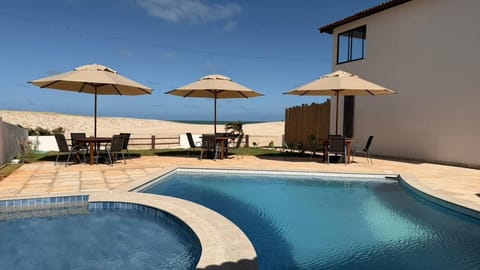 2 outdoor pools