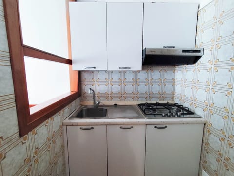 Studio, 1 Bedroom, Balcony, City View | Interior