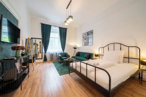 Apartment, 1 Bedroom | Free WiFi