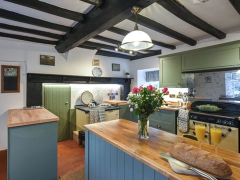 Kitchen | Manor Farmhouse, Church Stretton
