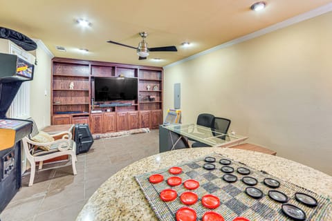 Game Room | Smart TV | Video Arcade Machine | Board Games