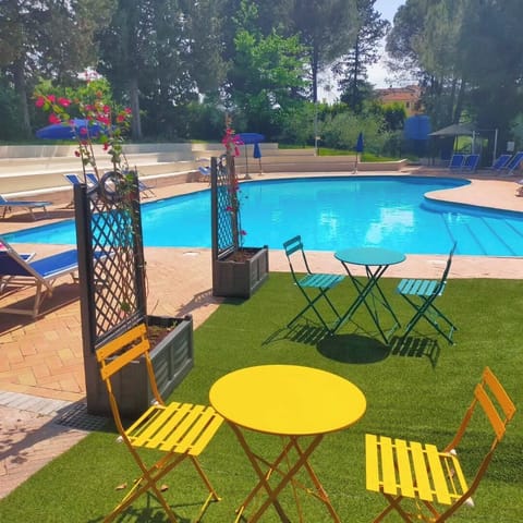 Mobile Home, 2 Bedrooms, Garden View | Pool | Outdoor pool
