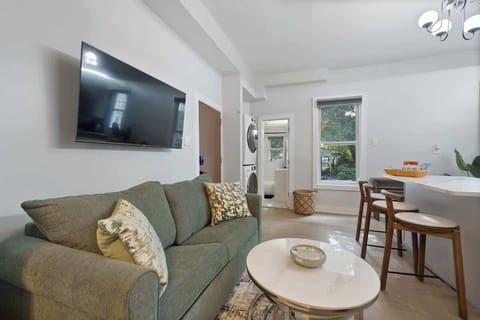 Bright & Spacious, Large windows and cozy seating make this the perfect spot to unwind.
