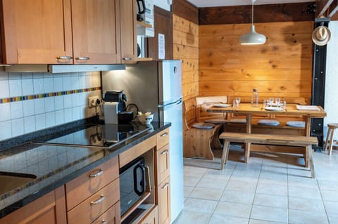 Apartment | Private kitchen | Cookware/dishes/utensils