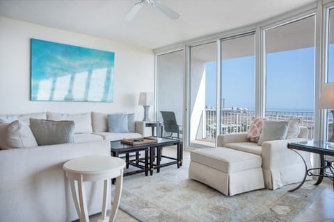 Caribe Resort B912 Living Room