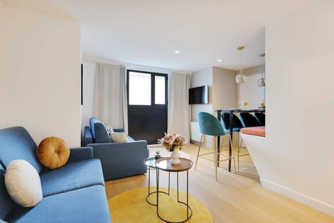 Apartment | Living area