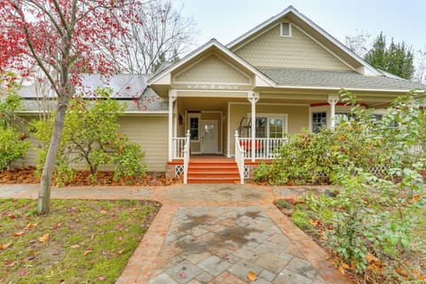 House (3 Bedrooms) | Front of property