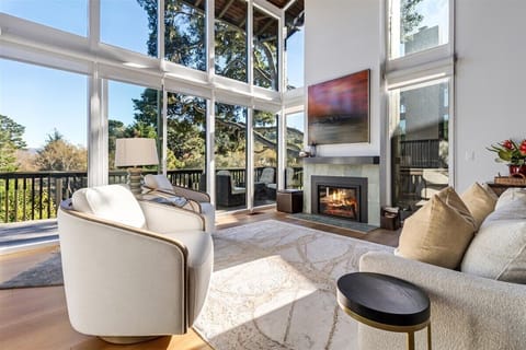 Welcome to Tree House! A Quail Lodge Vacation Home