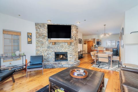 Westeremere 212 - 2 Bedroom 2 Bath Mt Village Core condo