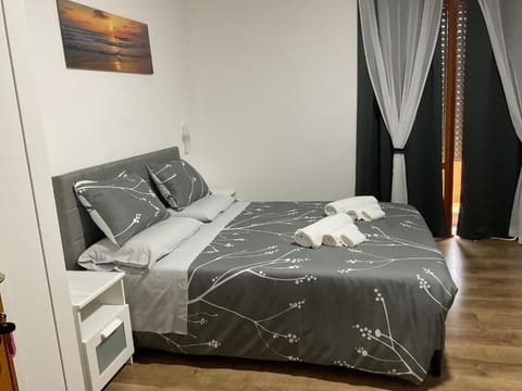 Blackout drapes, iron/ironing board, free WiFi