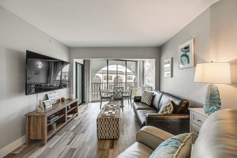Marco Island Vacation Rental | 1BR | 1BA | Step-Free Access | 717 Sq Ft