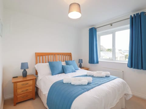 3 bedrooms, individually decorated, individually furnished, free WiFi