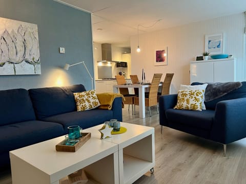House | Living room