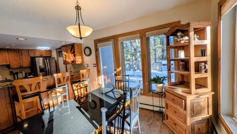 Kitchen & Dining Room