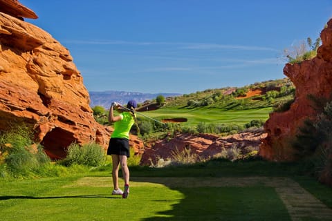Sand Hollow Golf Course - 20 min drive