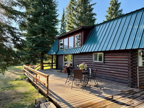 Large, private back deck with views of Badrock Canyon