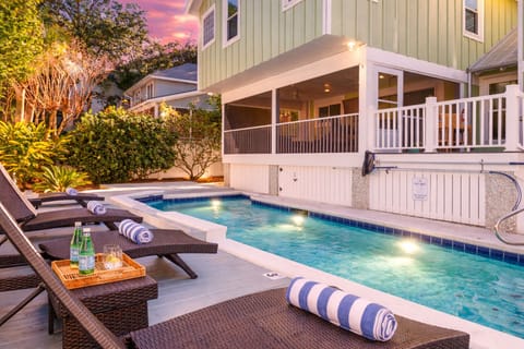 Welcome to Sand Dollar Cottage!