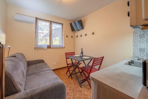 Living and dining room