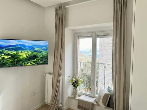 Luxury Apartment, City View | Iron/ironing board, free WiFi