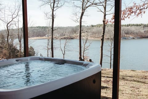 Hot tub overlooking the lake
