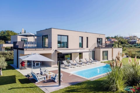Overview of property