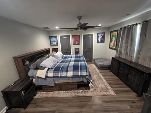 master bedroom with king size bed