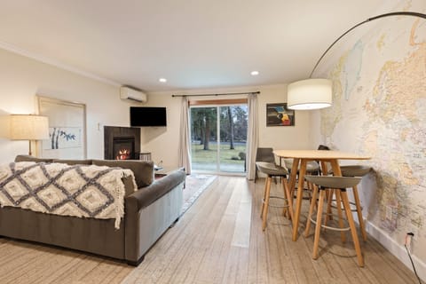 Condo, 1 Bedroom | Interior