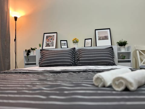 Standard Room, Balcony, City View | Desk, laptop workspace, iron/ironing board, free WiFi