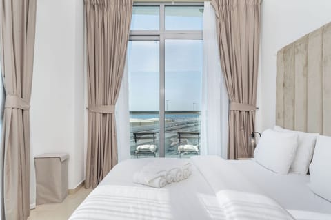 Luxury Apartment, City View | Blackout drapes, iron/ironing board, free WiFi
