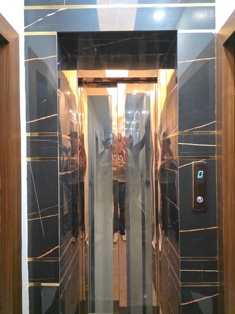 Elevator