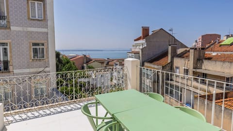 You'll have access to a private sunny terrace with a river view. #outdoor #riverview #view #portugal #pt #lisbon