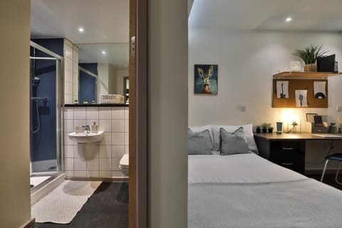 Studio, Non Smoking | Blackout drapes, free WiFi