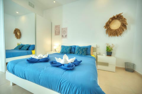 Apartment, Sea View | Blackout drapes, iron/ironing board, free WiFi