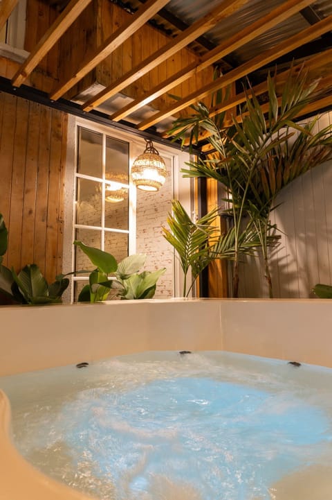 Chalet | Interior