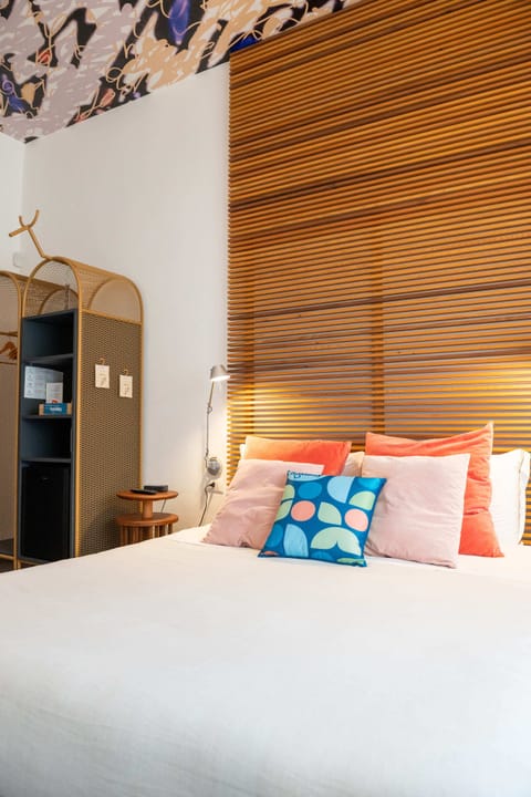 Double Room | In-room safe, desk, free WiFi