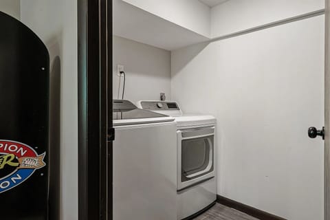 Full laundry room