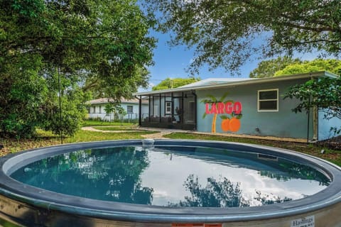 Backyard | Cowboy pool to refresh you on hot summer days.