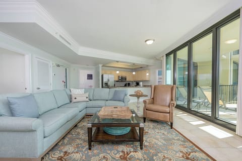 Phoenix on the Bay 1320, Orange Beach, Alabama, bay view, 2 bedroom condominium on the 3rd floor